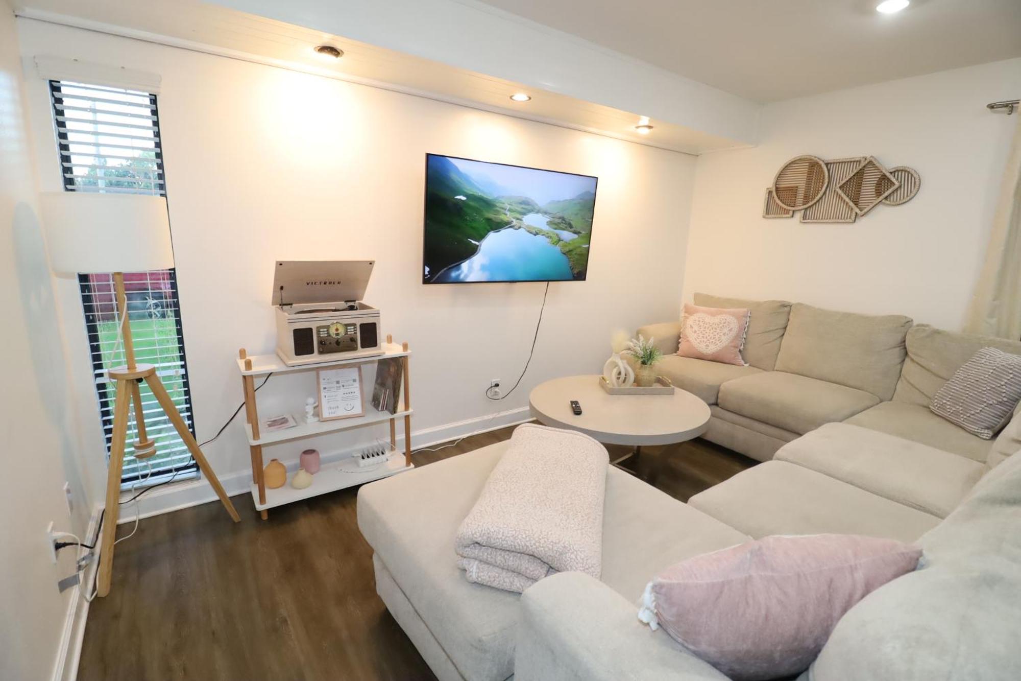 Boho Oasis With Pool- Paradise For Work & Fun Tampa Ngoại thất bức ảnh
